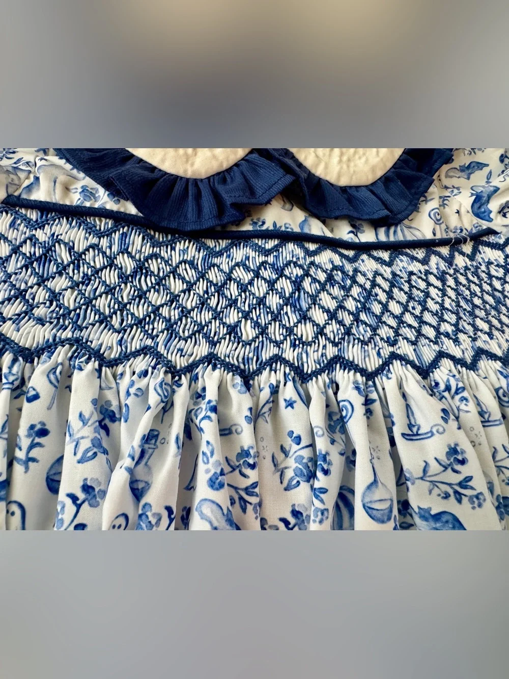 Smockingbird Girls, Sz 4, Blue & White Smocked Halloween Motif Dress